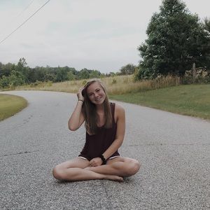 Meet your Posher, Lily